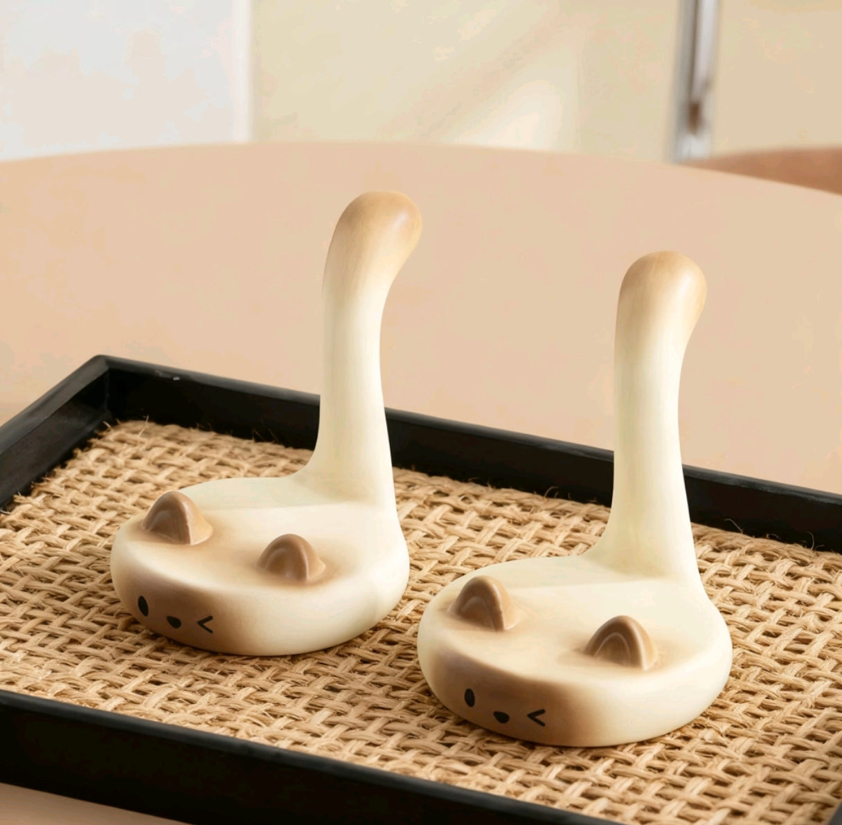 Siamese cat ceramic figurine creative phone holder